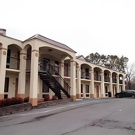 Econo Lodge Dalton Exteriör bild